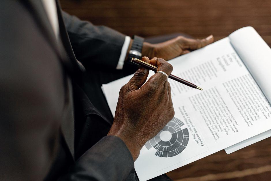 Evaluating Business Immigration Strategies: Criteria, Process Workflows, and Comparative Performance Analysis 2 Material and Specification Influence on Immigration Workflow Efficiency