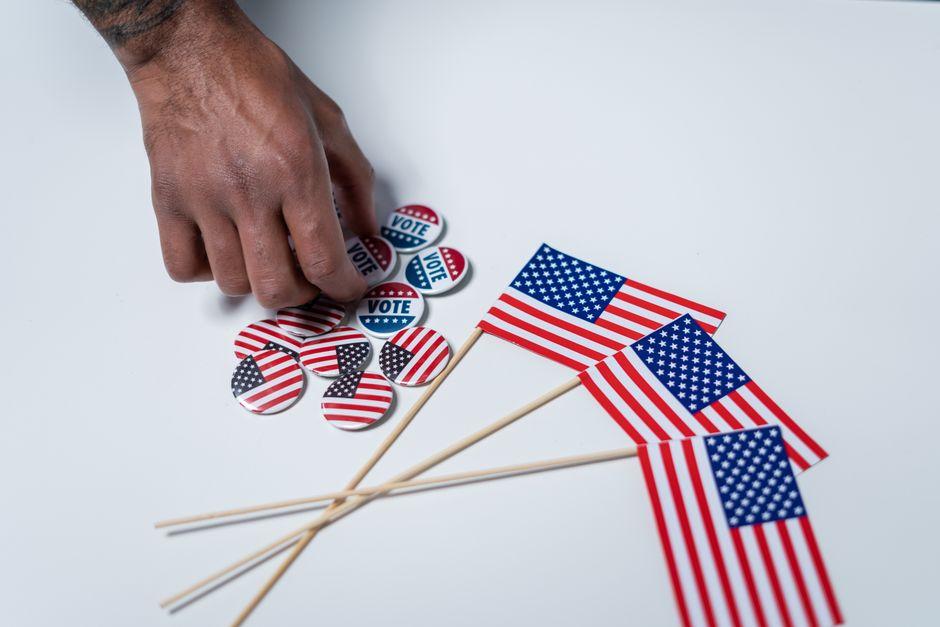 From Dreams to Doorsteps: Navigating the Journey of American Citizenship Through Investment 2 Understanding the Complexities and Hurdles of the Process