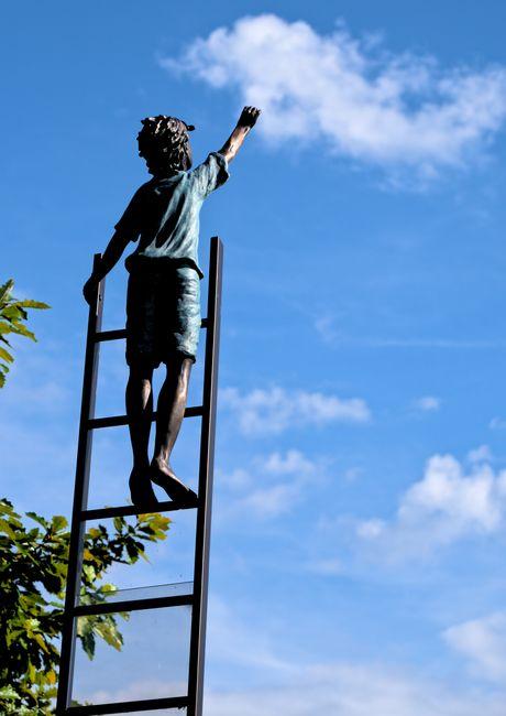 From Aspiration to Arrival: Navigating the Path and Pitfalls of Swiss Citizenship by Investment 1 Dreams and Legal Landscapes A Closer Look at Swiss Citizenship Ambitions