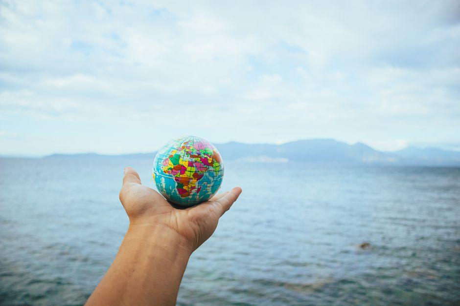 Borders Unbound: Rethinking the True Impact of Global Immigration Beyond Fear and Promise 2 Beyond Hope and Hysteria Navigating the Complex Realities of Global Migration