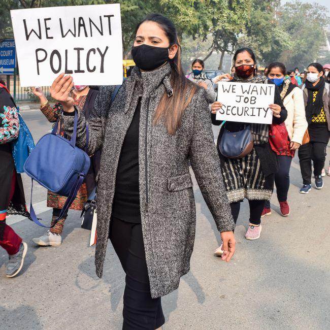 Between Security and Solidarity Navigating the Strategic Dilemmas of Border Policies