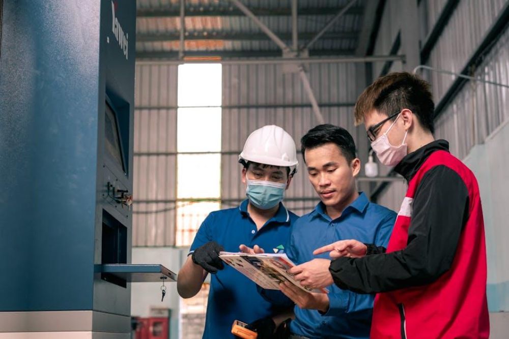 Optimizing Immigration Express: Analyzing Workflow Efficiency, Accuracy Metrics, and Selection Criteria for Streamlined Processing