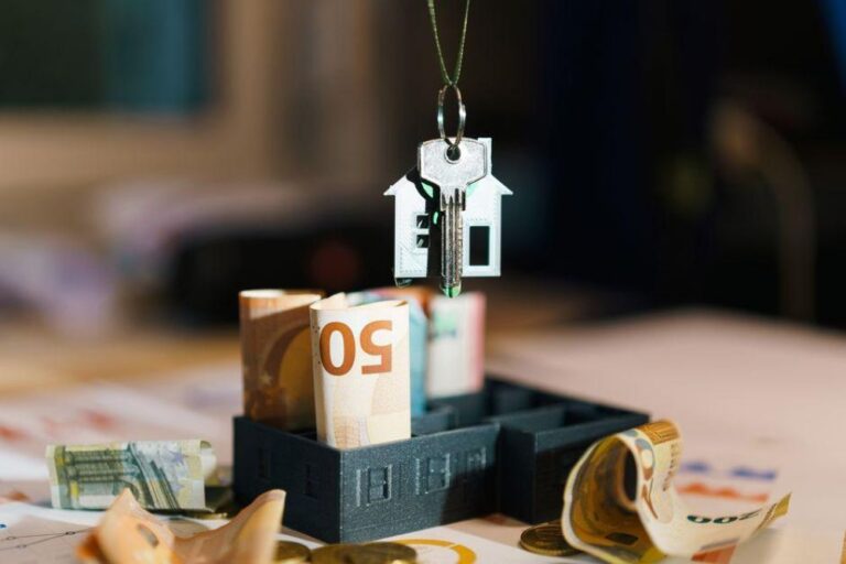 How to Obtain Citizenship Through Real Estate Investment: Benefits, Process, and Top Destinations